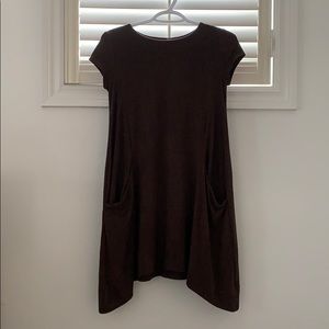 Cute dress with cap sleeves.